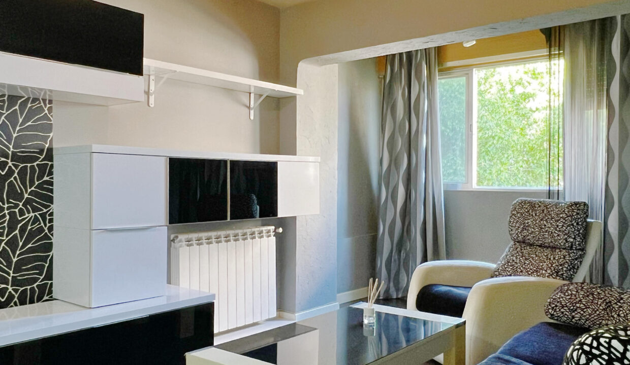 1CBFEE7A-E23D-4B61-B220-DBE087877BAA