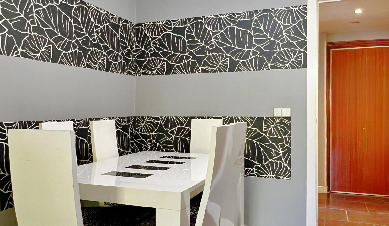 6D2D0F26-599E-4432-A77B-521C64643E02