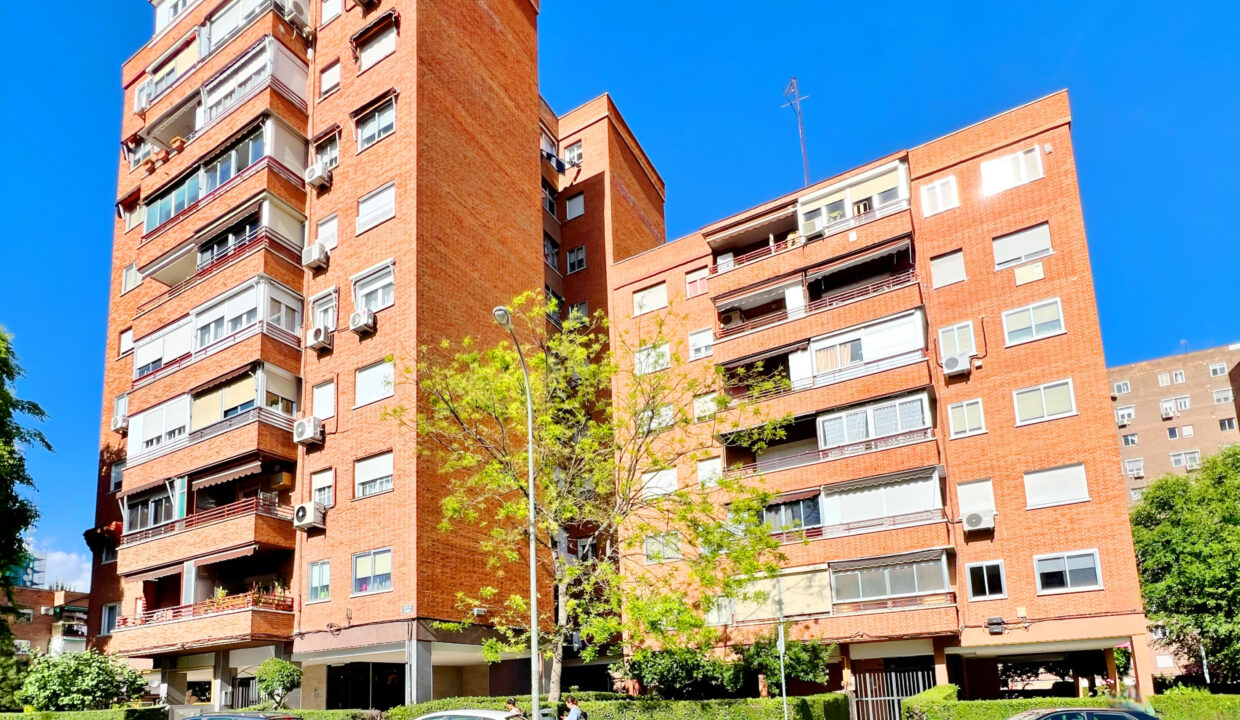 BE6BDCC6-A0E8-4042-8F04-7CAE9F617277