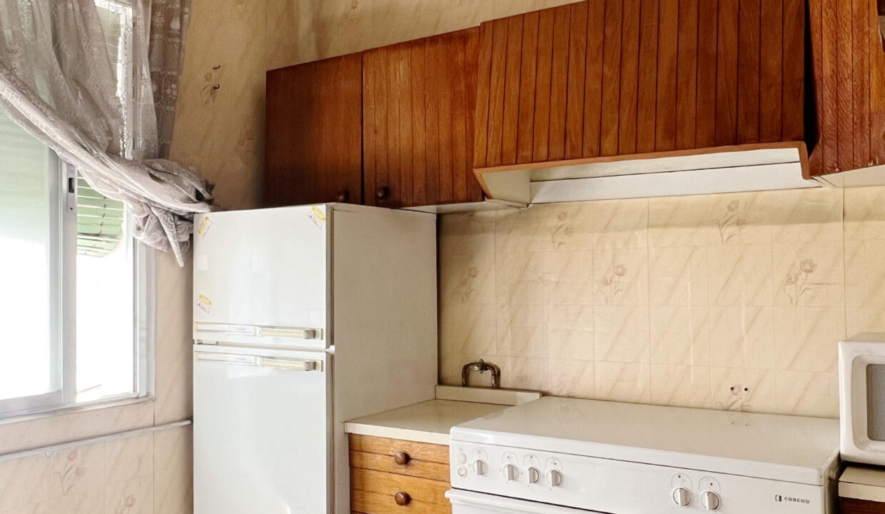 9246E94A-26FD-4B1E-996D-6B64F65C92F6