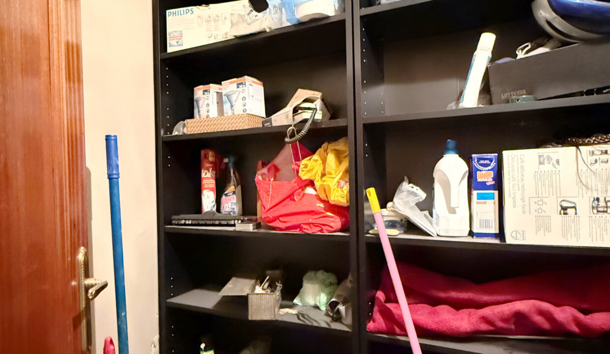 D3474AC0-C335-40B0-8E95-AFE62BFCB19A