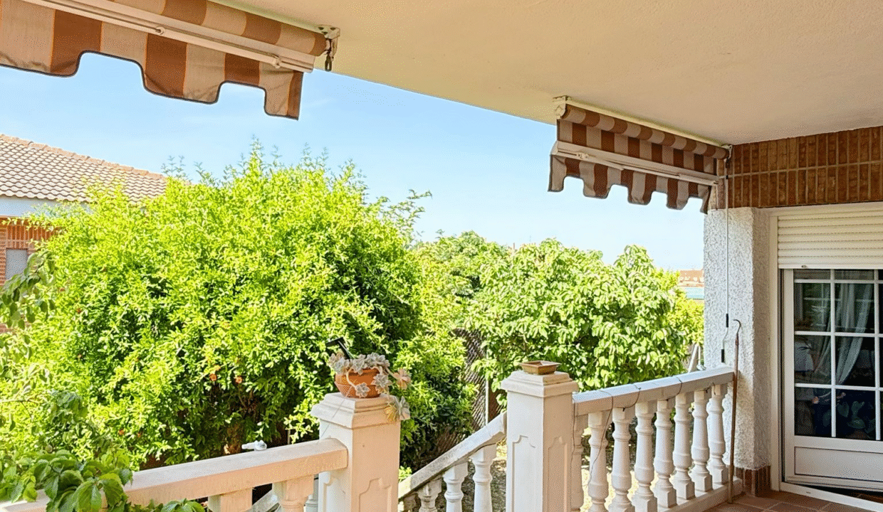 b25f4b67-0b66-4e4d-960a-4a1828a730bd