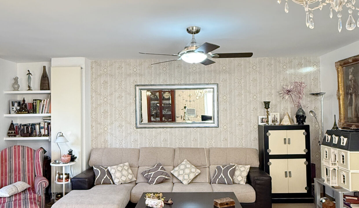 857C6EDD-AC95-4805-BB94-9BF975686304