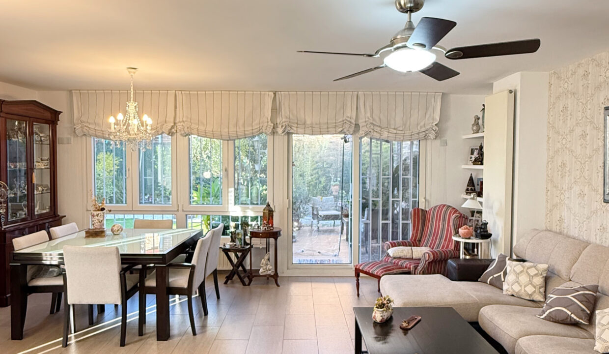 90699B04-8619-4444-B3E7-497D7172F821