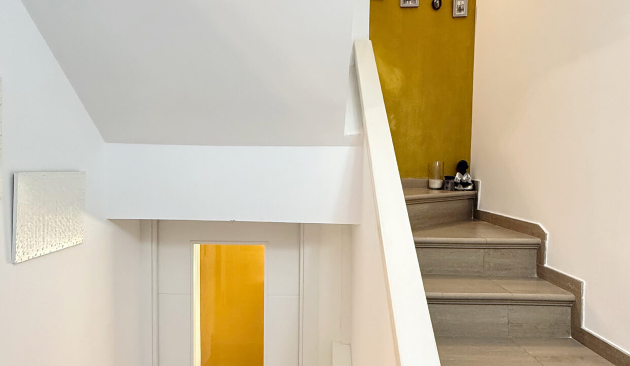 91E26396-CB1A-43DD-8B3A-86FBD3F1374C