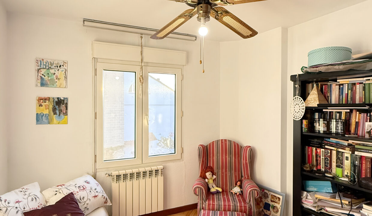 B8269FC5-87CA-4764-A4B3-46933010C1D4