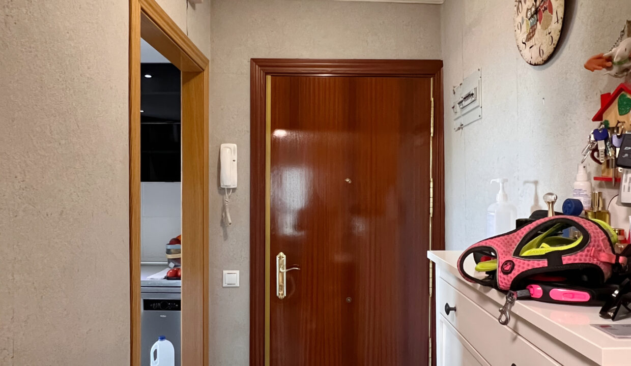 E3D7DF7F-D525-4B03-8554-ECB295A82869